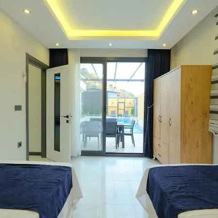 Diamond Villa